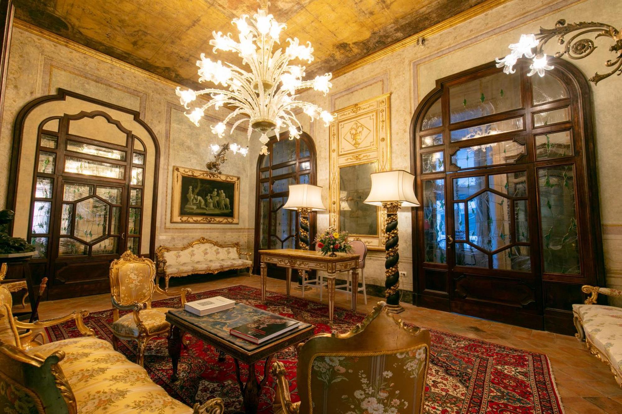 Hotel Palazzo Doria Napoli Esterno foto