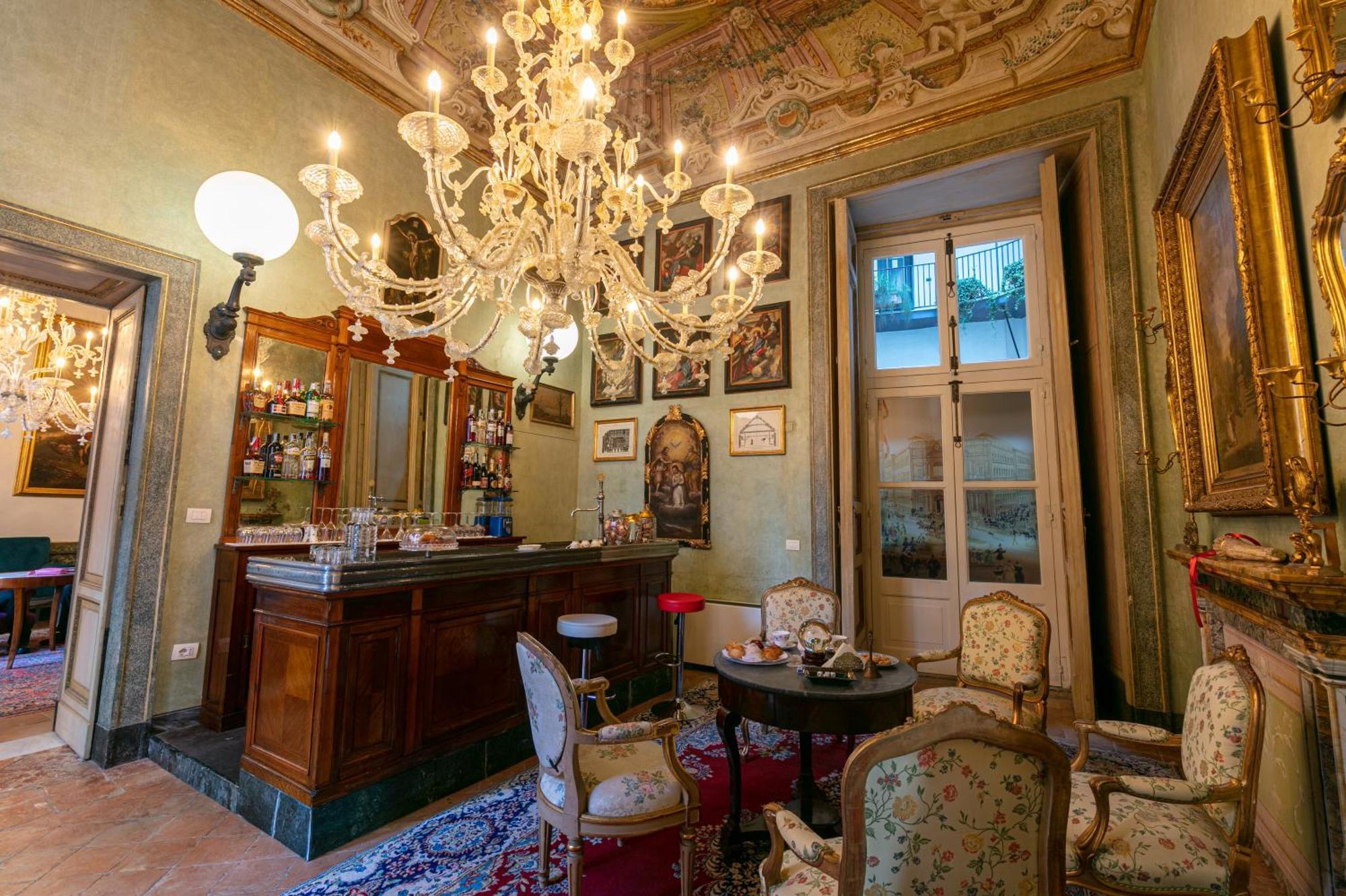 Hotel Palazzo Doria Napoli Esterno foto