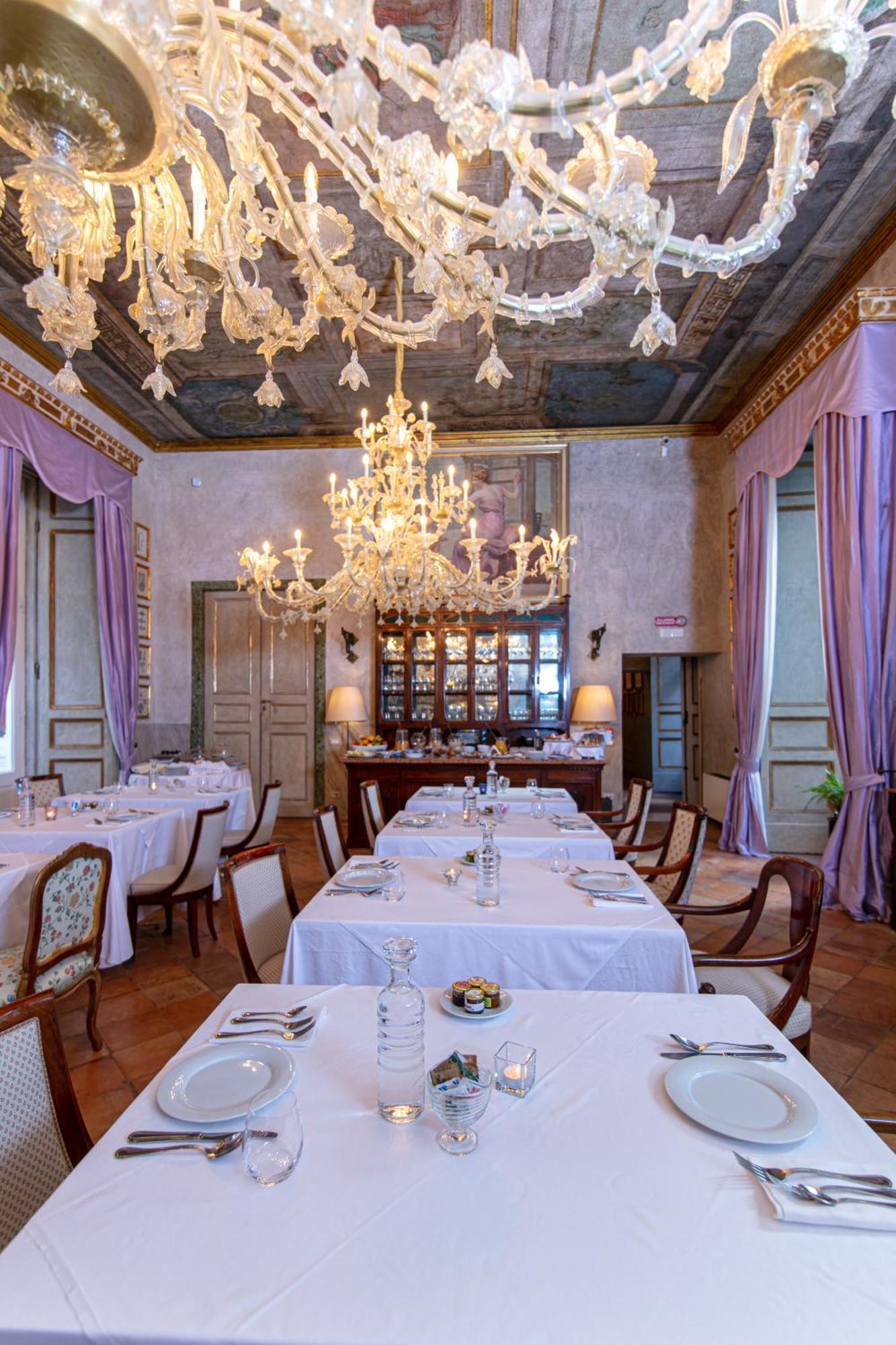 Hotel Palazzo Doria Napoli Esterno foto